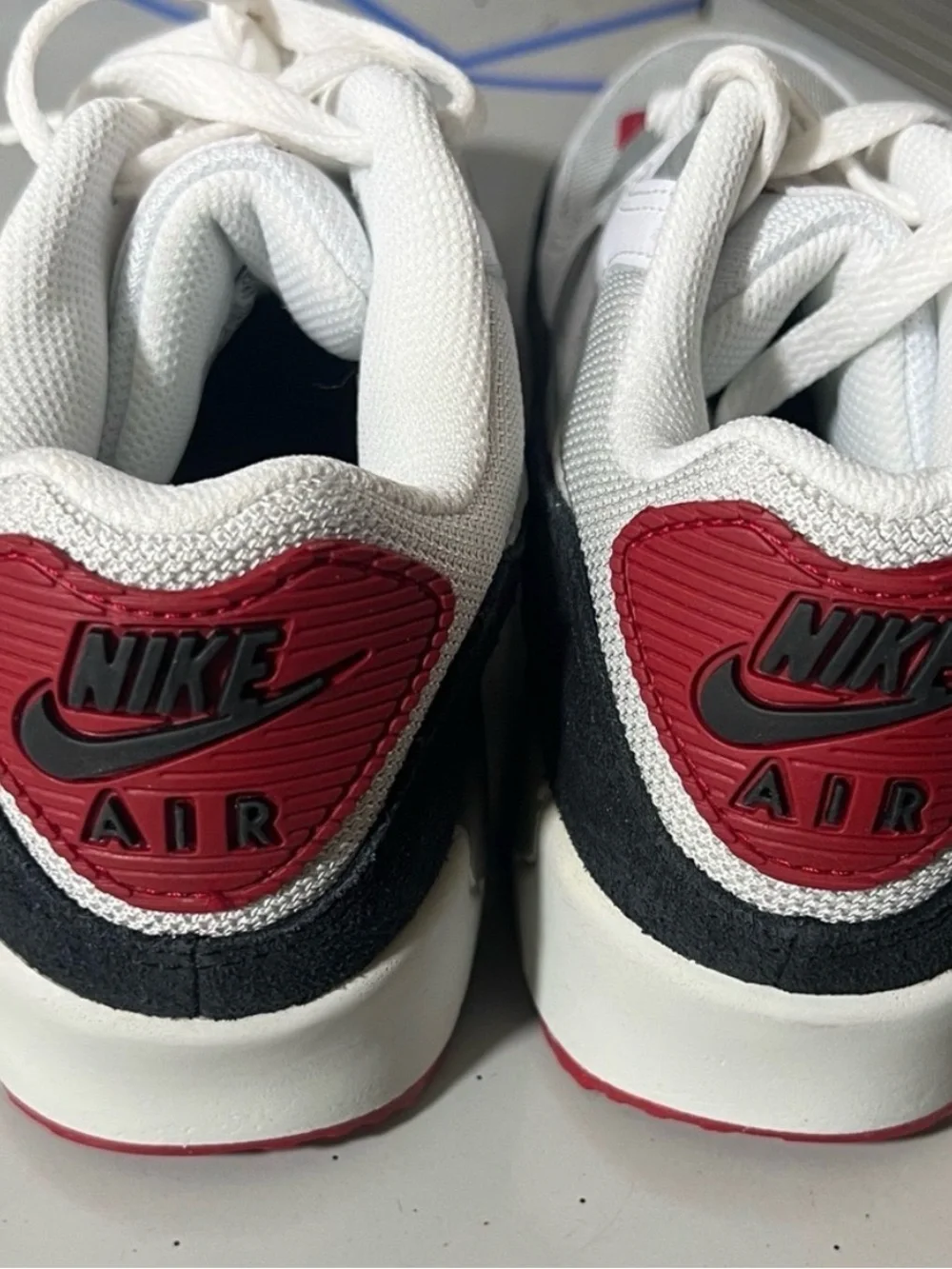 Final Price Nike Sneakers in White, Black & Red